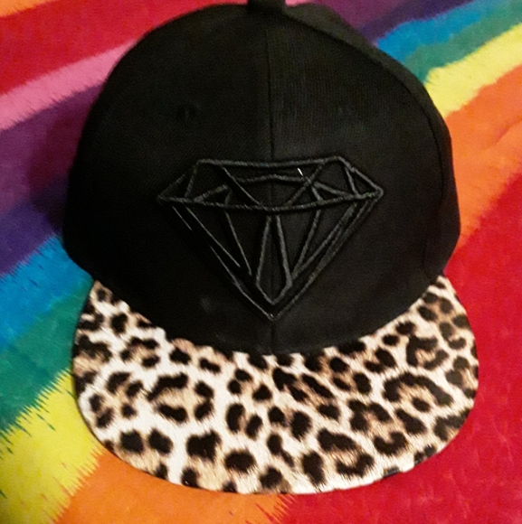 "A" Unisex Snapback With Diamond & Leopard Print - Picture 2 of 13